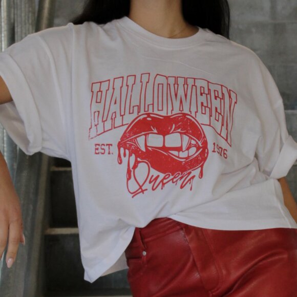 Halloween Queen Tee | Size Medium - Picture 1 of 4